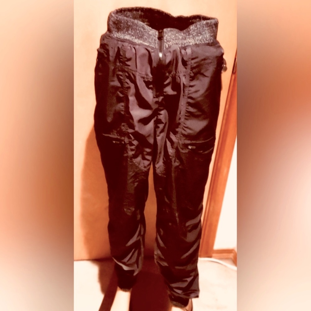 Free People Movement Sweater Trimmed Pants 🖤 🤎 🩶…. *NWOT!